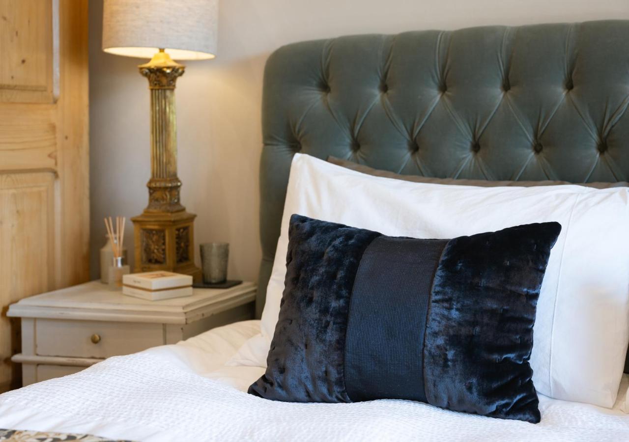 Trevidgeowe Farmhouse Bed & Breakfast Бодмин Екстериор снимка